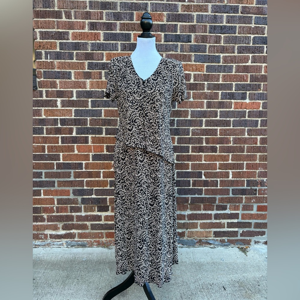 Connected Apparel Black and Cream Patterned Midi Dress